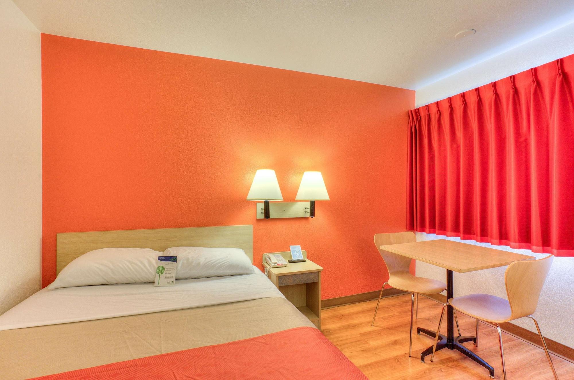 Motel 6-Tigard, Or - Portland South - Lake Oswego ภายนอก รูปภาพ