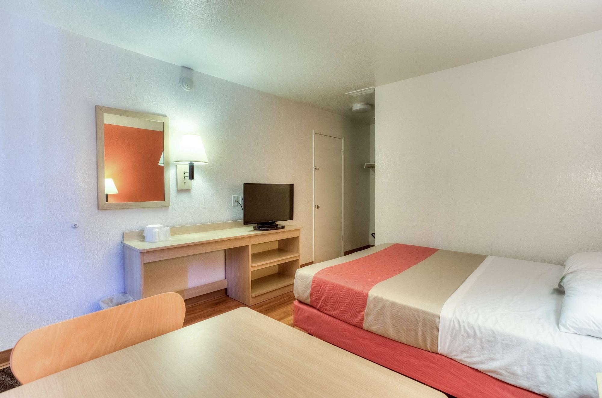 Motel 6-Tigard, Or - Portland South - Lake Oswego ภายนอก รูปภาพ