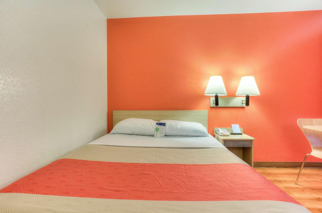 Motel 6-Tigard, Or - Portland South - Lake Oswego ภายนอก รูปภาพ