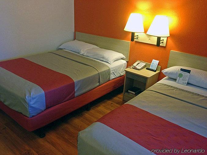 Motel 6-Tigard, Or - Portland South - Lake Oswego ภายนอก รูปภาพ