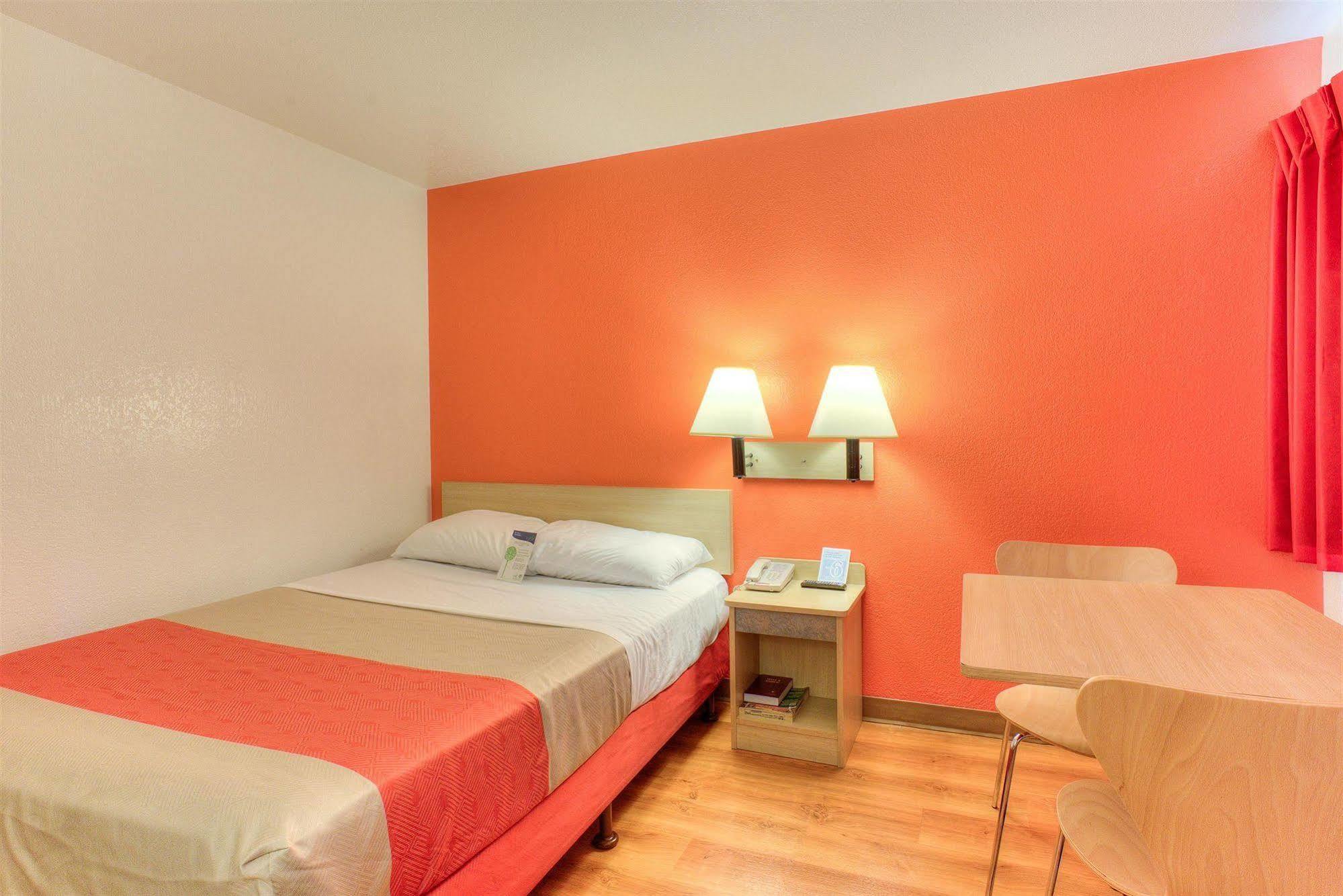 Motel 6-Tigard, Or - Portland South - Lake Oswego ภายนอก รูปภาพ