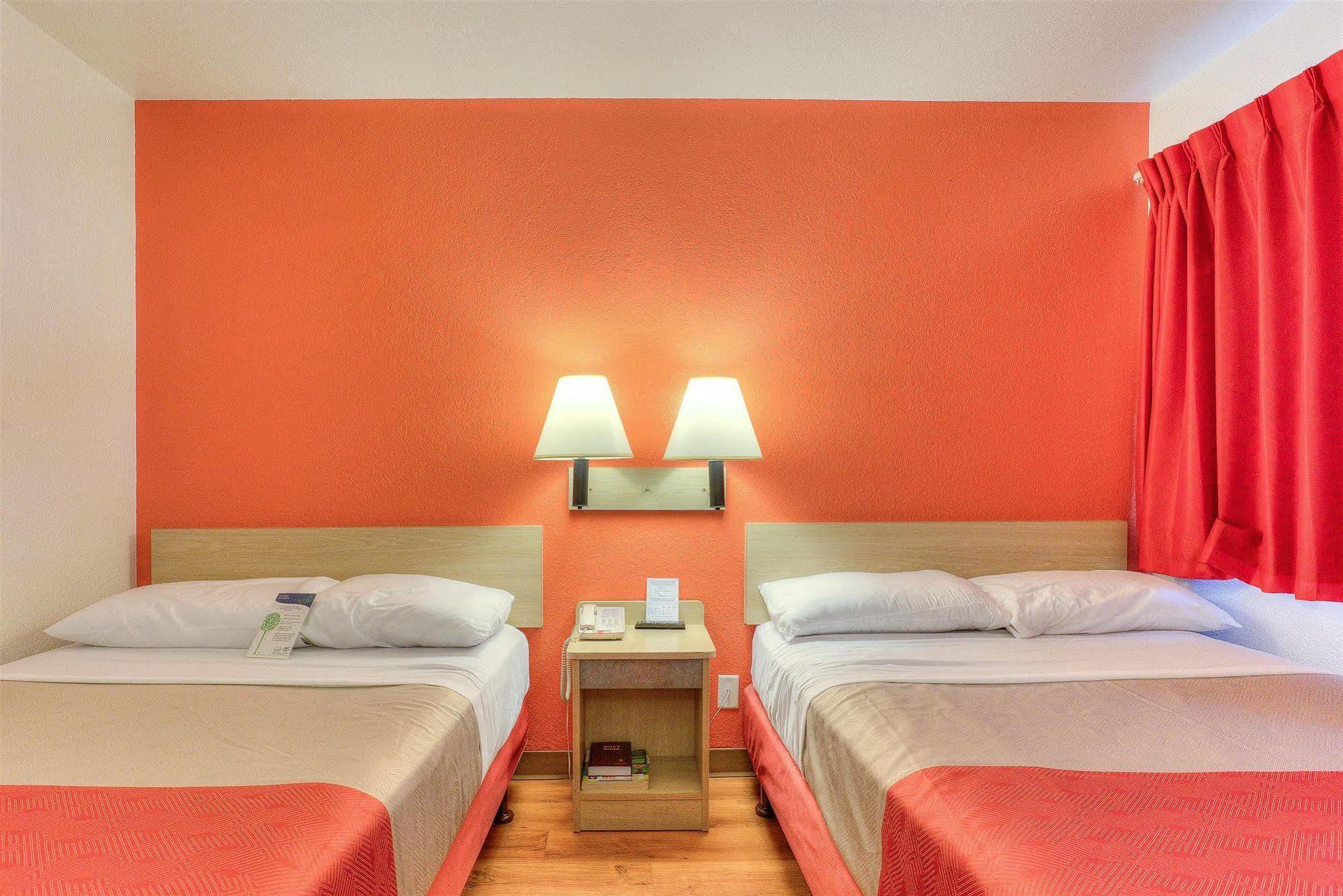 Motel 6-Tigard, Or - Portland South - Lake Oswego ภายนอก รูปภาพ