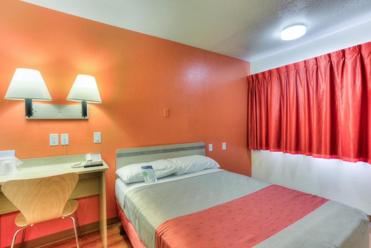Motel 6-Tigard, Or - Portland South - Lake Oswego ภายนอก รูปภาพ